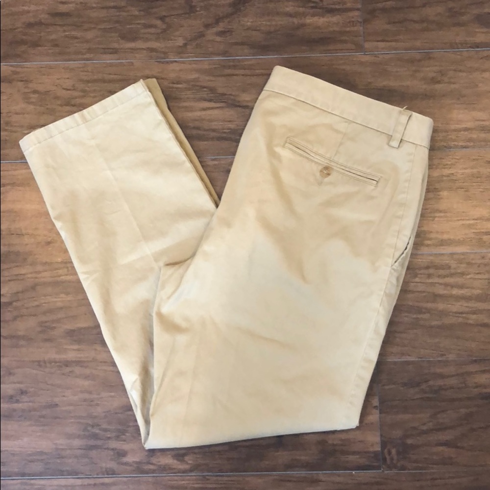 Men’s JoS A. Bank khaki pants